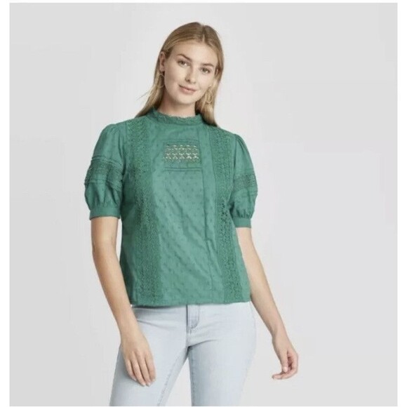 Universal Thread Green Puff Elbow Sleeve Eyelet Blouse Size Medium - Picture 1 of 2